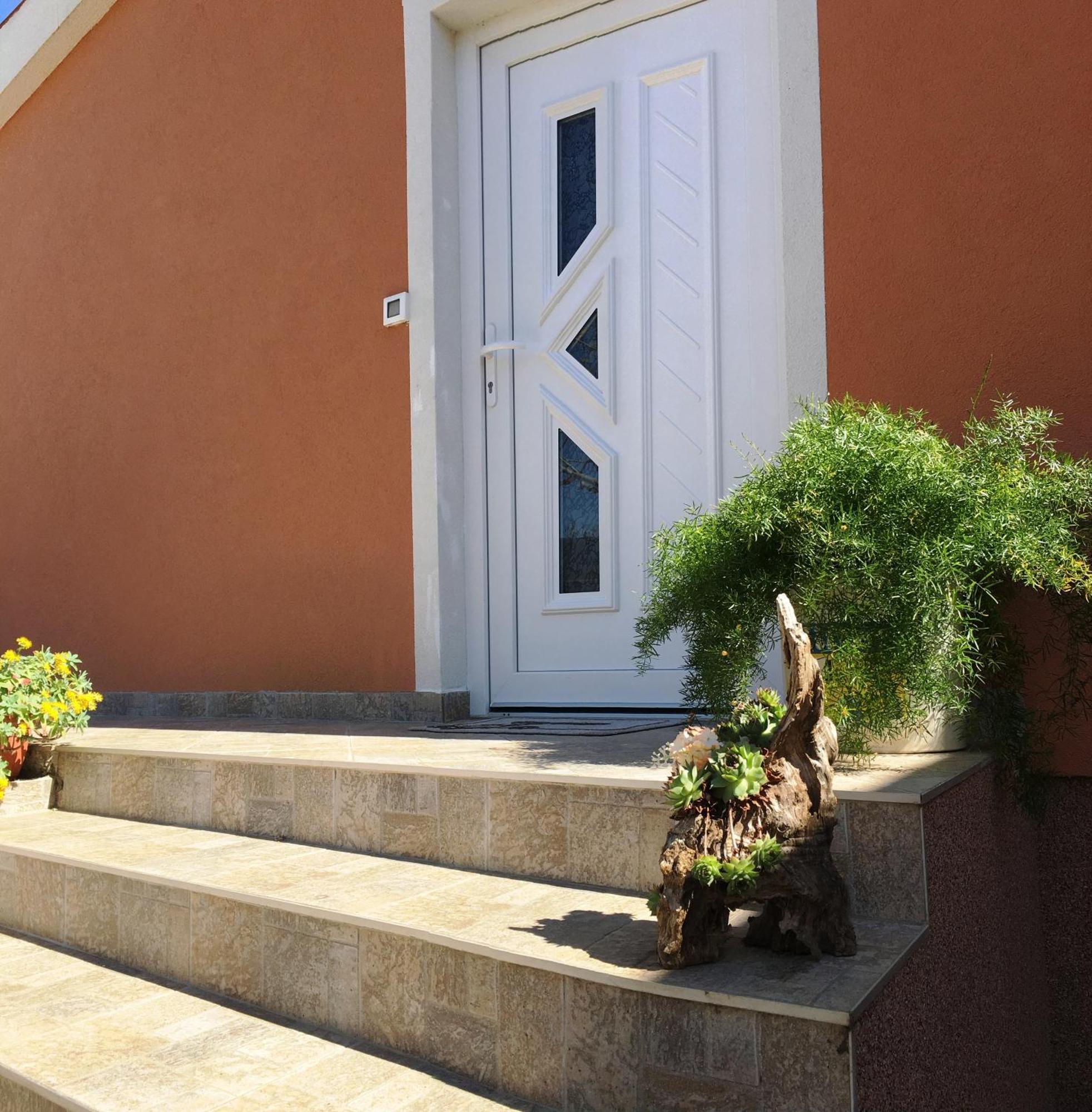 Apartment Marica Posedarje Exterior photo