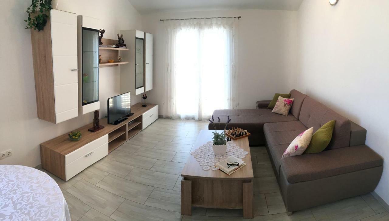 Apartment Marica Posedarje Exterior photo
